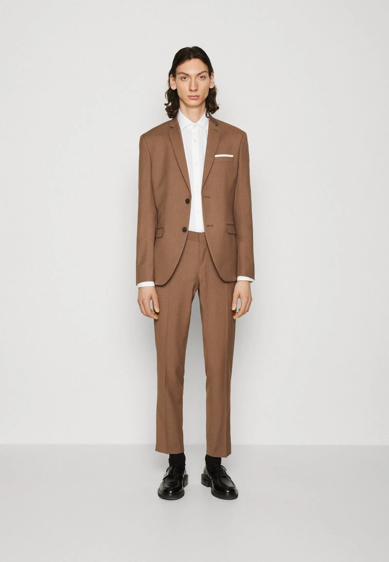 THE FASHION SUIT NOTCH POCKET SQUARE - Anzug - Chestnut – Bild 2